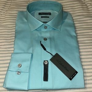 Calvin Klein NWT slim fit dress shirt 16 32-33